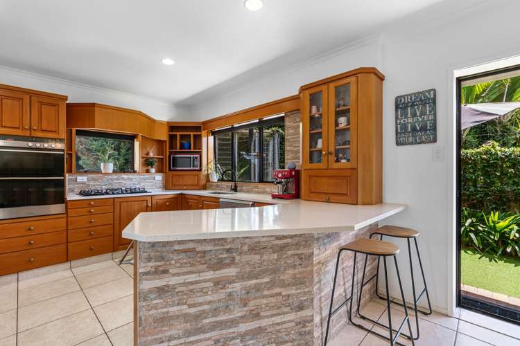 35 Glenn Terrace Otumoetai_10