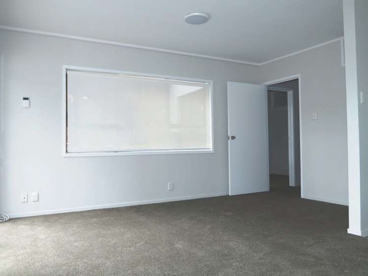 2 Eastglen Road Glen Eden_2