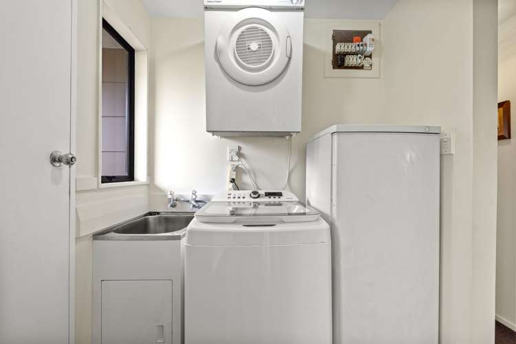 91B Ottawa Road Wainoni_12