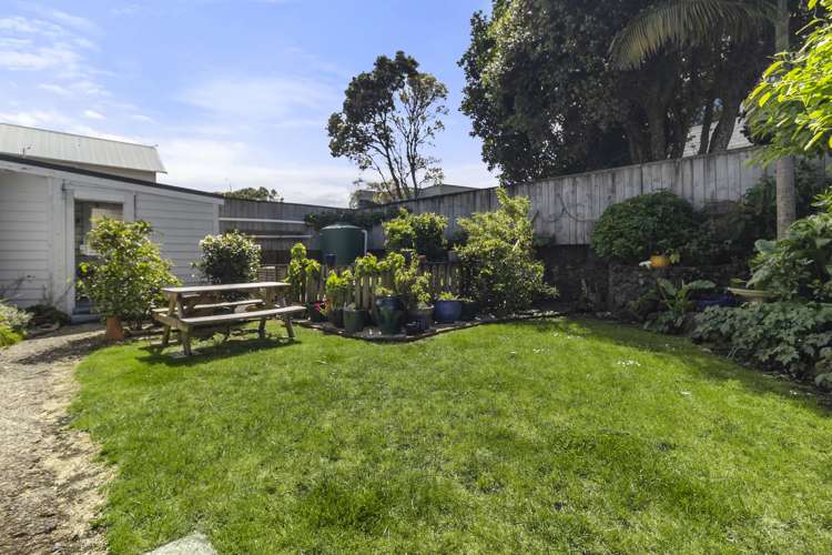 2 Rautangi Road Mount Eden_13