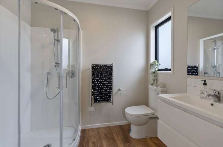 112a Broadway Waitara_10