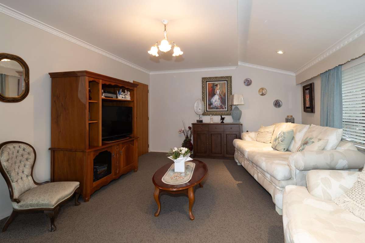 16 Falcon Drive_2