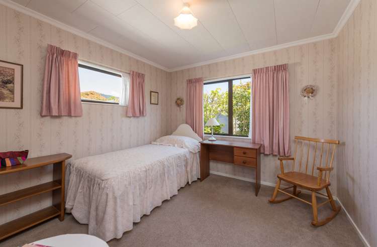 2/14 Black Street Stoke_11