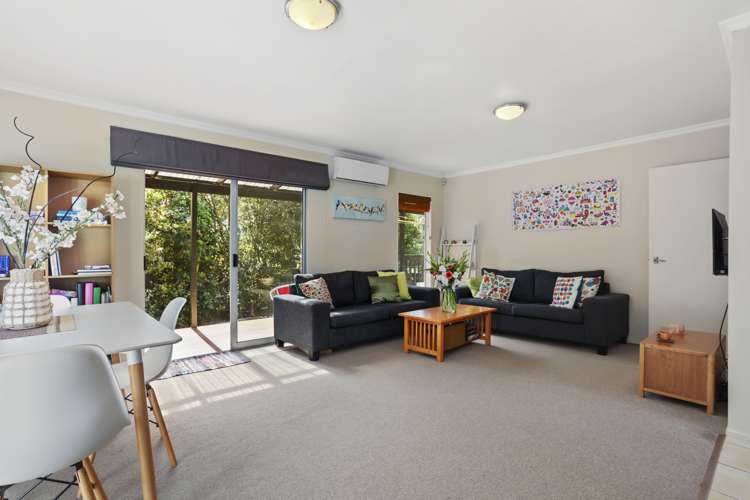 1/22 Wirihana Road Titirangi_5