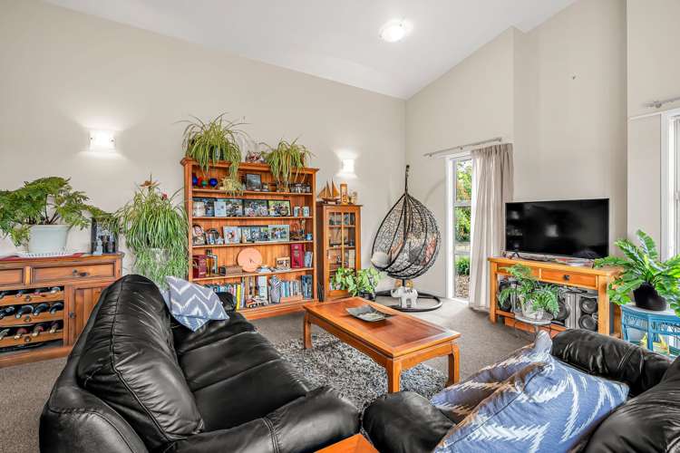 376 No 10 Road Swannanoa_10