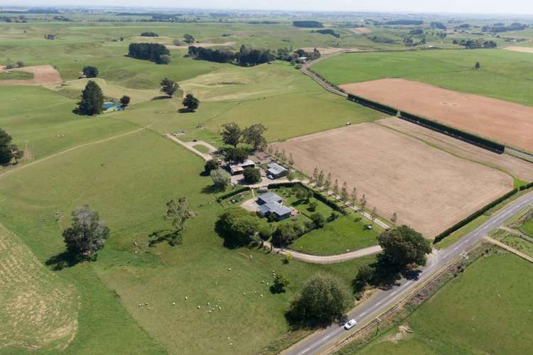 1397 Makino Road Halcombe_1