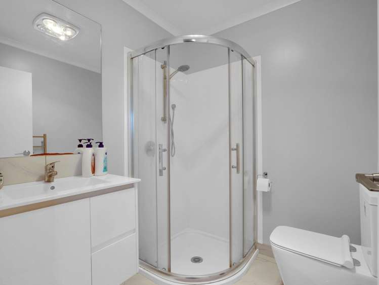 1/105 Knighton Road Hillcrest_8
