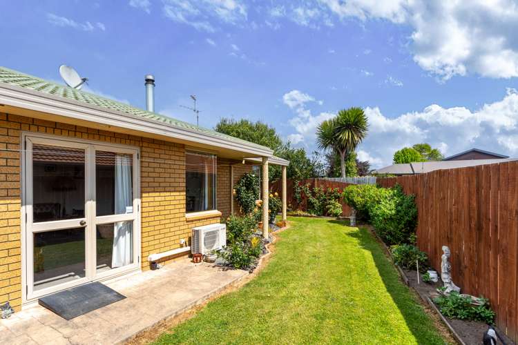 37 Karina Crescent Redwoodtown_1