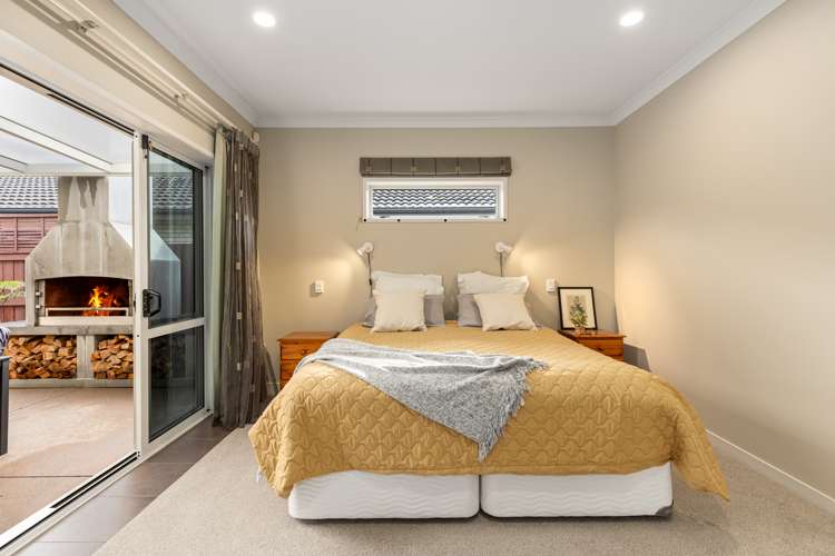 1 Dove Place Pyes Pa_6