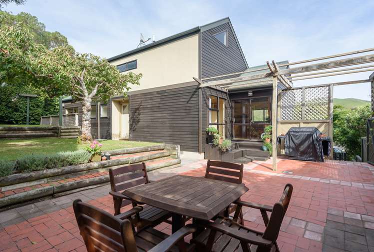 12 Puketai Place Pukerua Bay_18