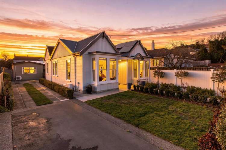 17 Sandringham Street Saint Clair_34