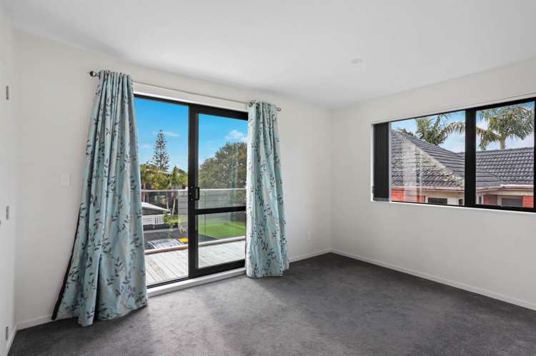 49A Golf Road New Lynn_12