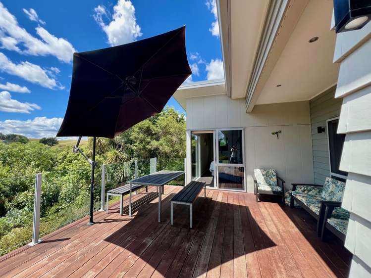 5c Sunshine Rise Raglan_56