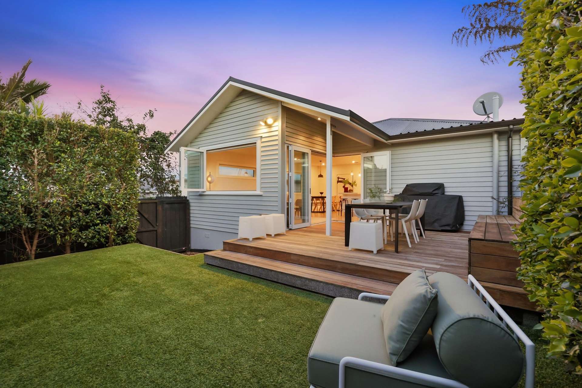 64 Wainui Avenue Point Chevalier_0