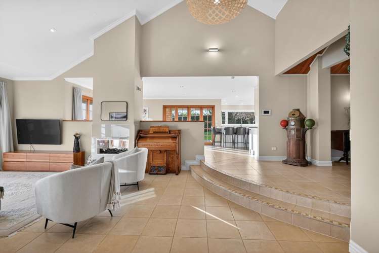 136 Mcrobbie Road Kingseat_9