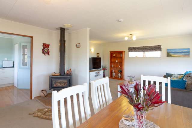 33 Thomas Place Foxton Beach_3