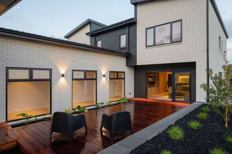 17 Kauri Point Drive Rototuna North_21