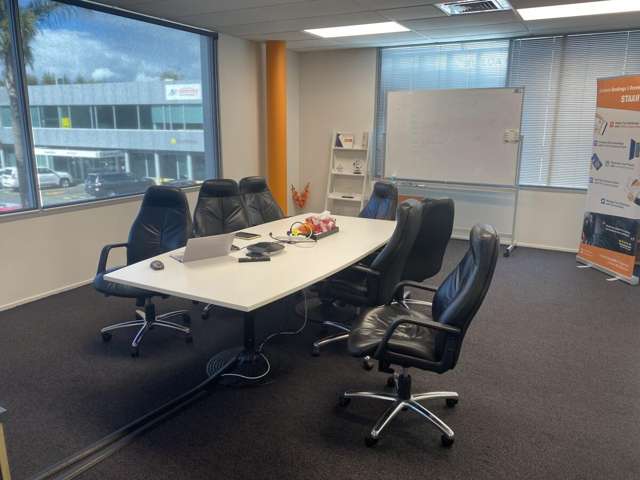 F3, 27-29 William Pickering Drive Albany_3