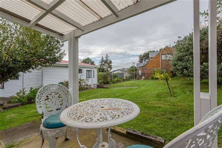 6 Konini Road Titirangi_29