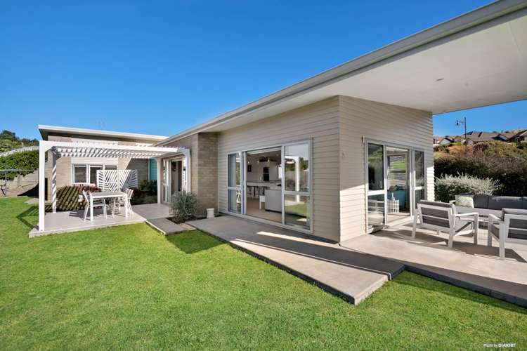 25 Beachwood Drive Hatfields Beach_2