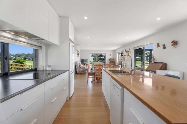 105 Rangiora Crescent Matarangi_4