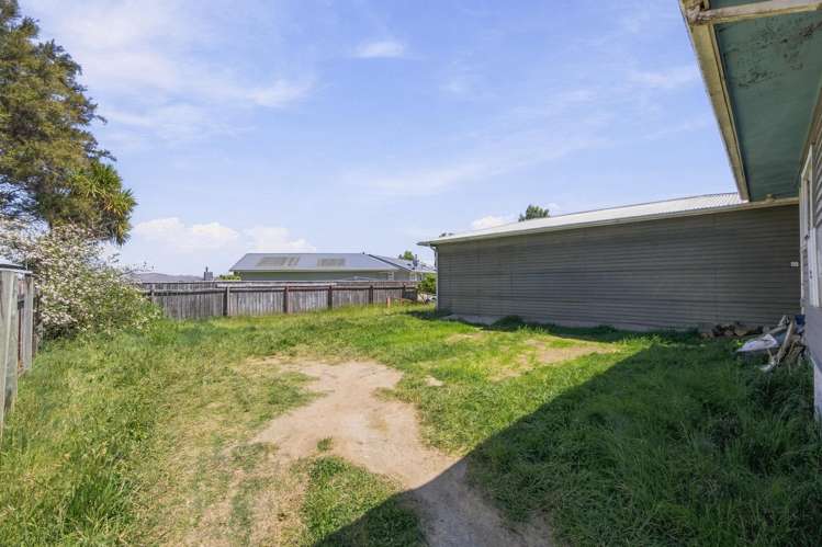 3B Hinekura Avenue Taupo_13