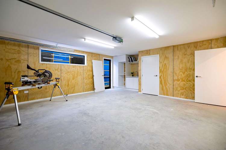 5 Rowe Drive, Hanley's Farm Jacks Point_33