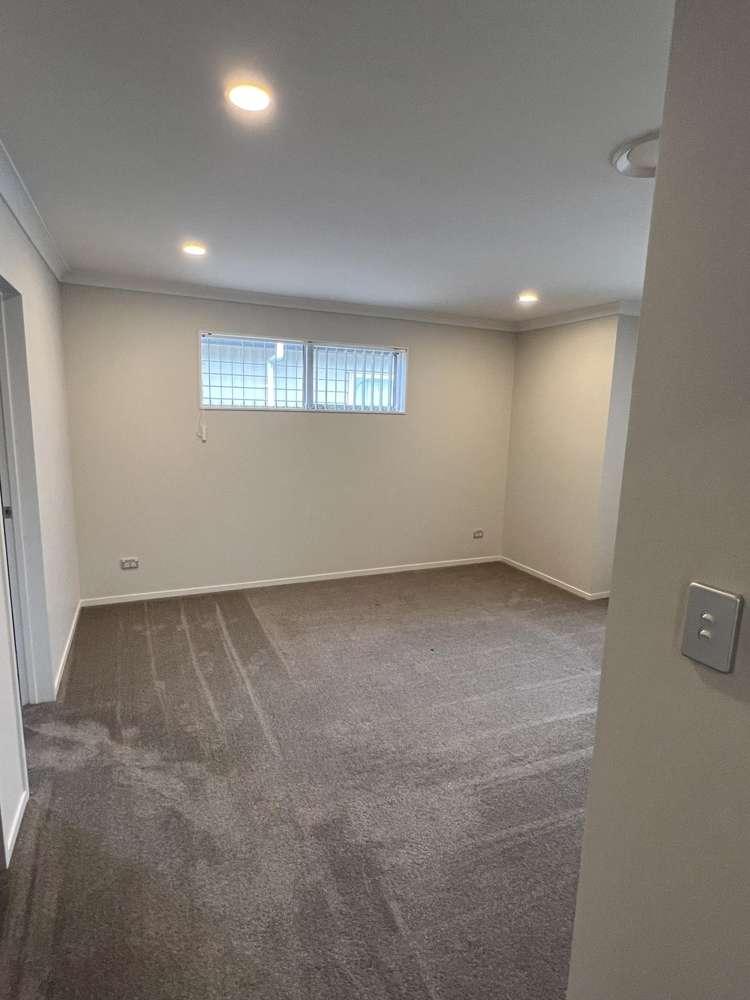 16 Hikuawa Road Flat Bush_17