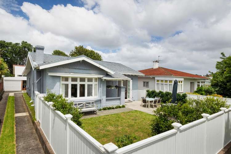 28 Harbutt Avenue Mount Albert_26