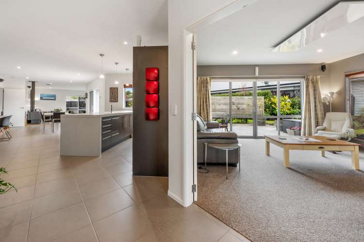 60 Montgomery Crescent Kinloch_7