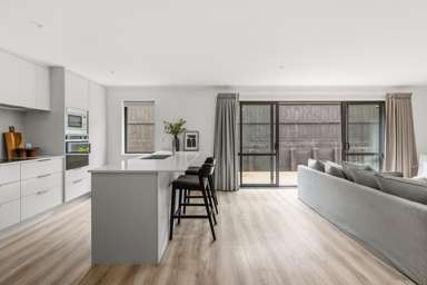 87 Cobham Drive_4