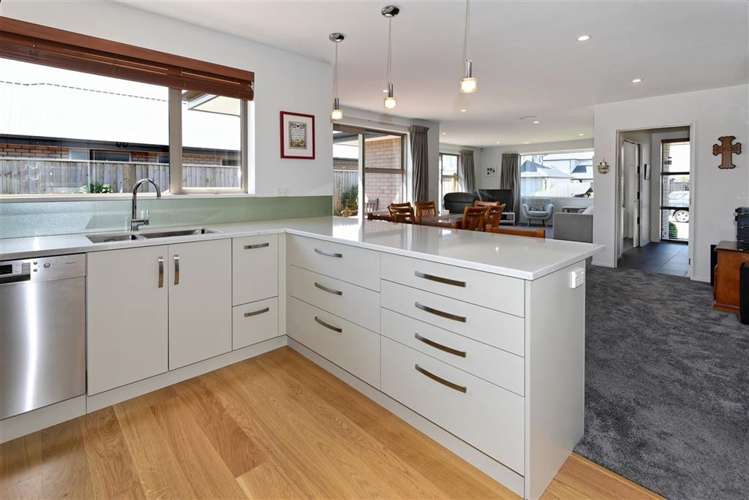 8 Benedict Street Aidanfield_15