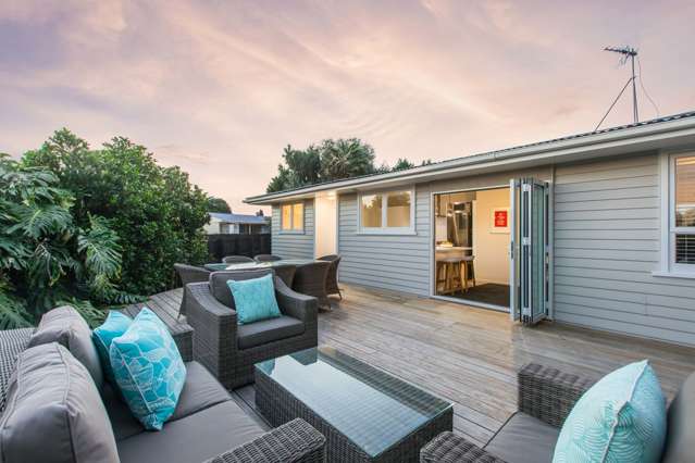 41 Rewarewa Road Te Atatu Peninsula_1