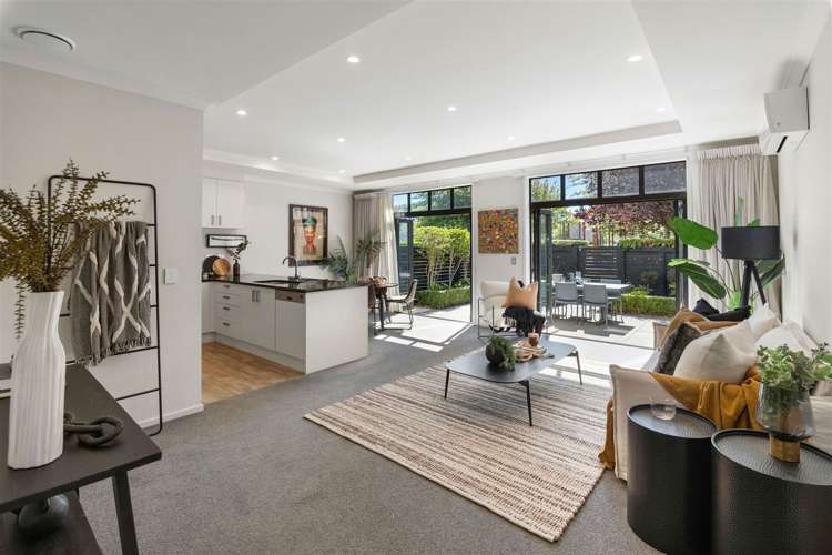 30 Country Club Terrace Northwood_1