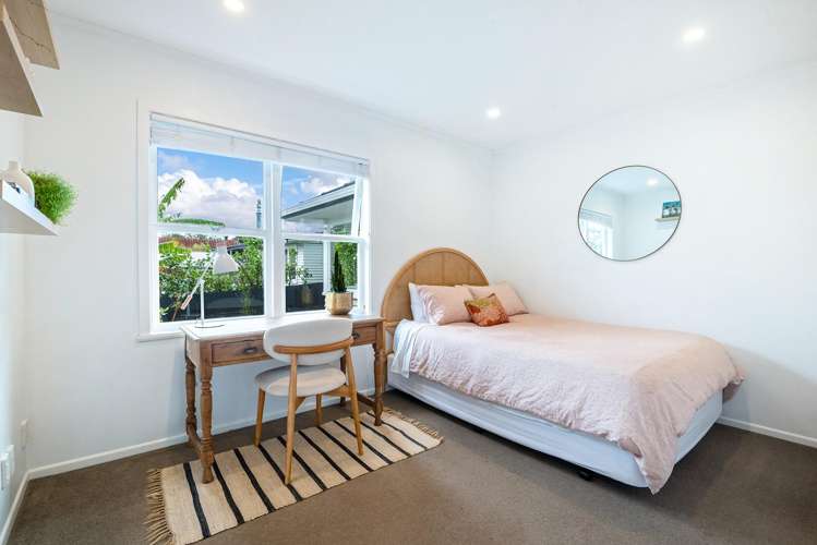 30 Konini Road Titirangi_16