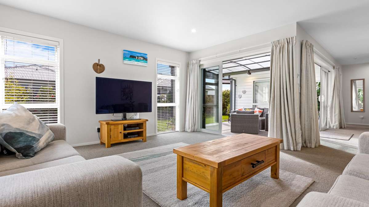 34 Noumea Drive_4