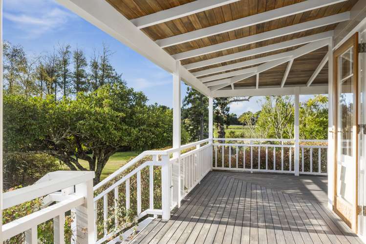 55 Barrett Road Riverhead_22