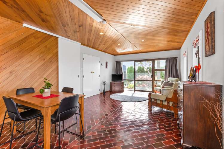 58 Churchill Drive Taradale_27