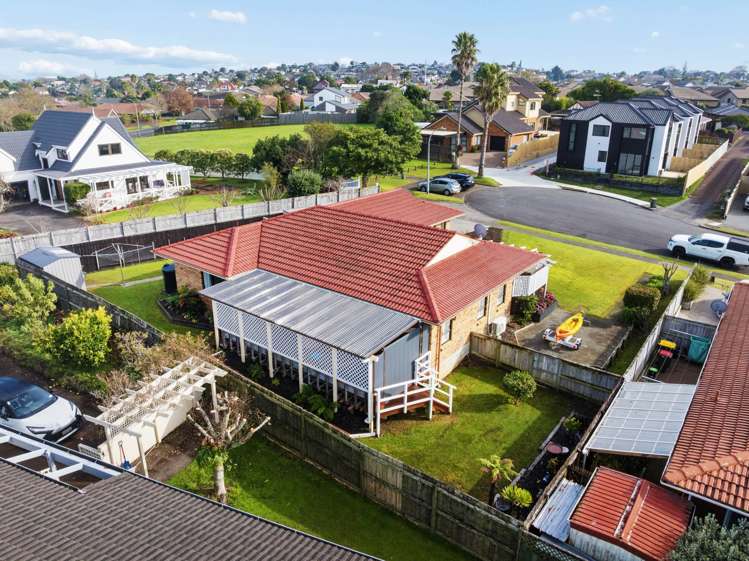 28 Booralee Avenue Botany Downs_1