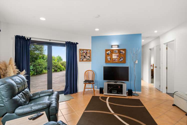 17 Meadow Vale Coastlands_8