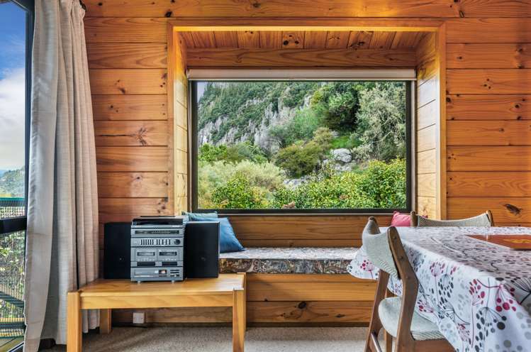 19 Turangitukua Terrace Kuratau_13