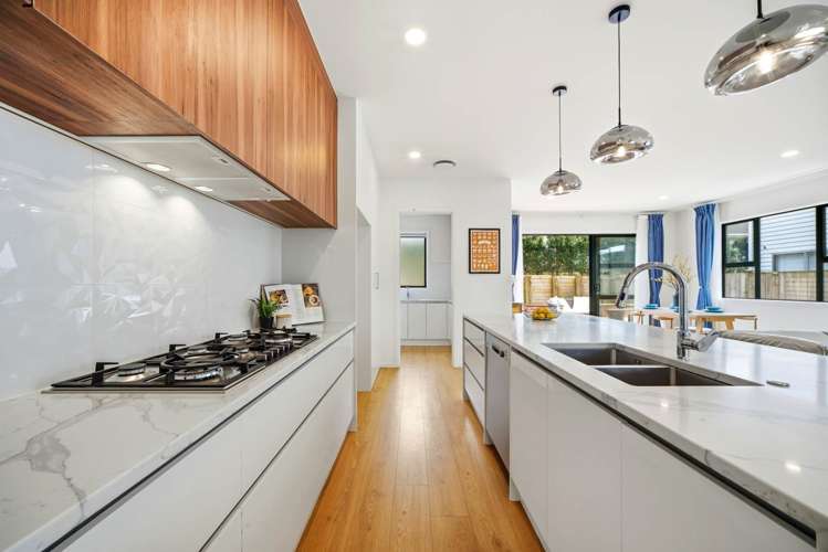 17 St Claire Road Silverdale_5