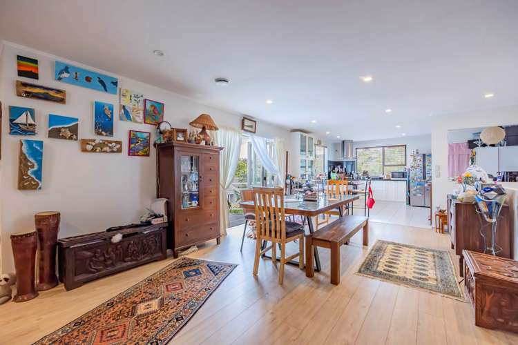 664 Beach Road Browns Bay_5