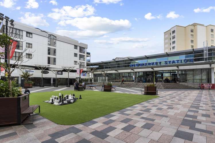 A512/176 Broadway Newmarket_10