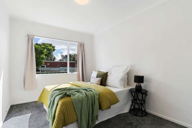 3/5 Fifth Avenue Mount Albert_11