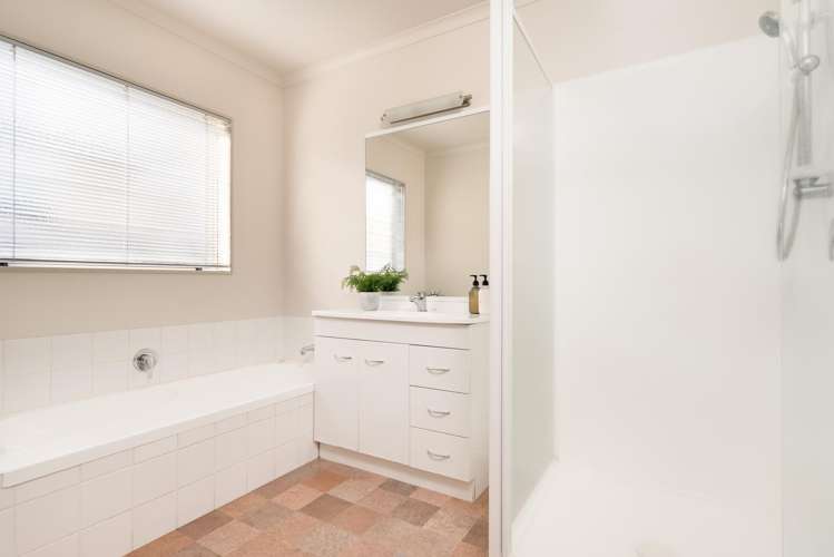 50 Waikite Road Welcome Bay_18
