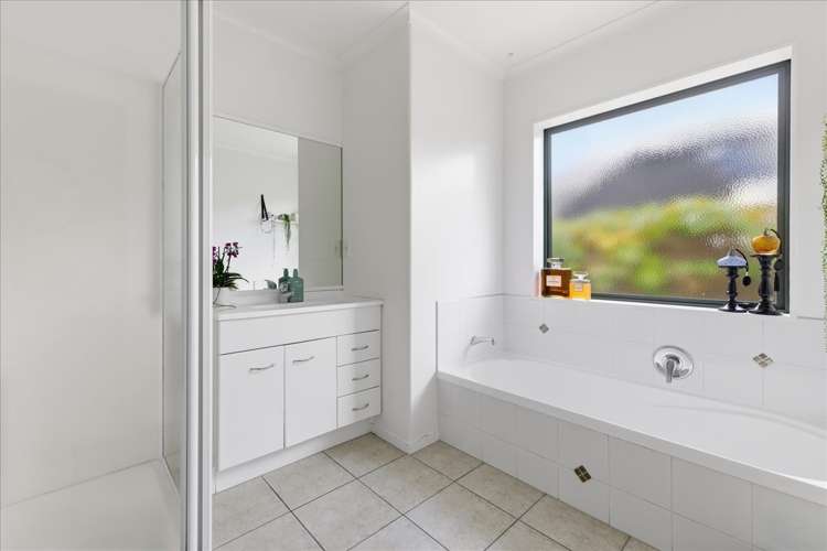 44 Arabian Drive Papamoa Beach_16