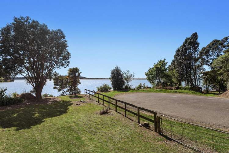 325 Ruatuna Road Ohiwa_12