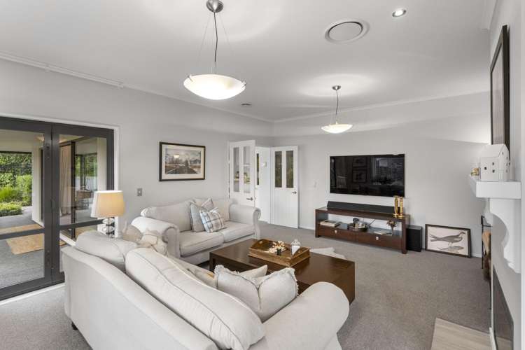 237 Southfield Drive Lincoln_10