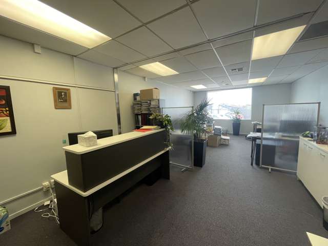 Unit 6/101 Main Highway Ellerslie_1